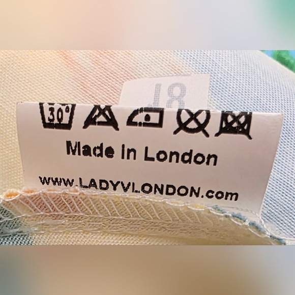 Lady voluptuous cotton blend yellow, green and pale floral dress size 18(XXL) - Picture 12 of 14